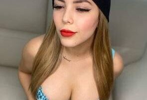 viviane lomelin