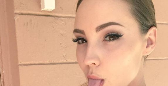 fallinlovia