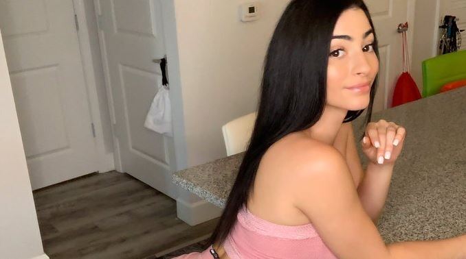 Jasmine vega -