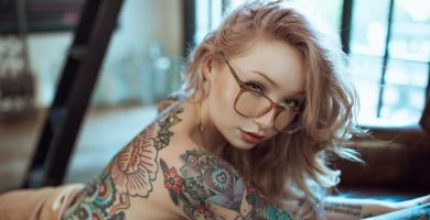 Bae Suicide, Body like Athena -