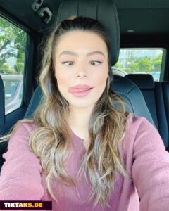 Miranda Cosgrove leaked XXX