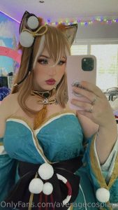 Average cosplays - Miss Hina