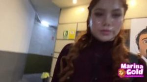 Marina Gold cum drenched teen eats a burguer bukkake