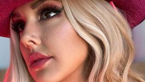 Barbie - Darshelle Stevens