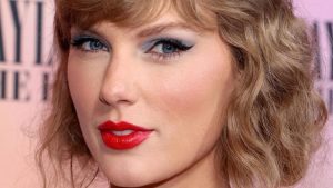 Tits - Taylor Swift