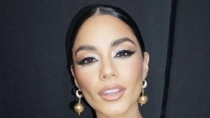 Vanessa Hudgens hot