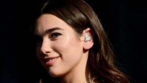 Dua Lipa y su culito xxx