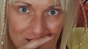 Flavia, milf rubia de tremendos magumbos