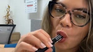 Virginia, oculista hermosa, caliente y papuda (parte 4)