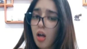 Daii, argenta tetona y pajera
